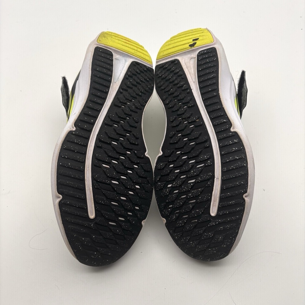 Nike Cosmic Runner Youth Tennis Shoes 2Y In Neon Green/ Black/ White - Picture 6 of 10